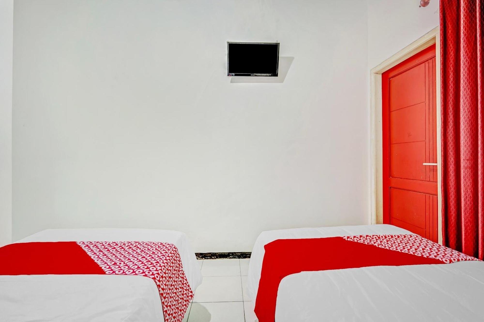 Hotel Kalimantan สุราบายา ภายนอก รูปภาพ