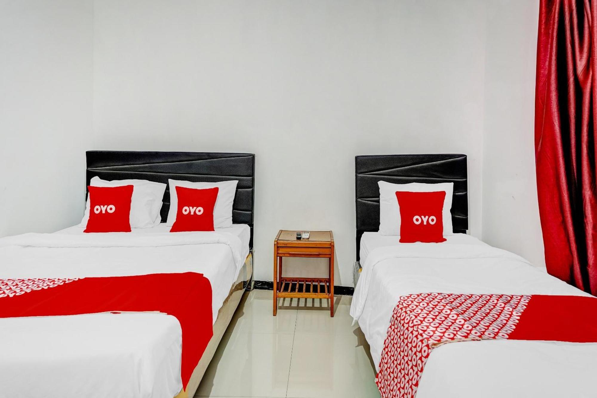 Hotel Kalimantan สุราบายา ภายนอก รูปภาพ