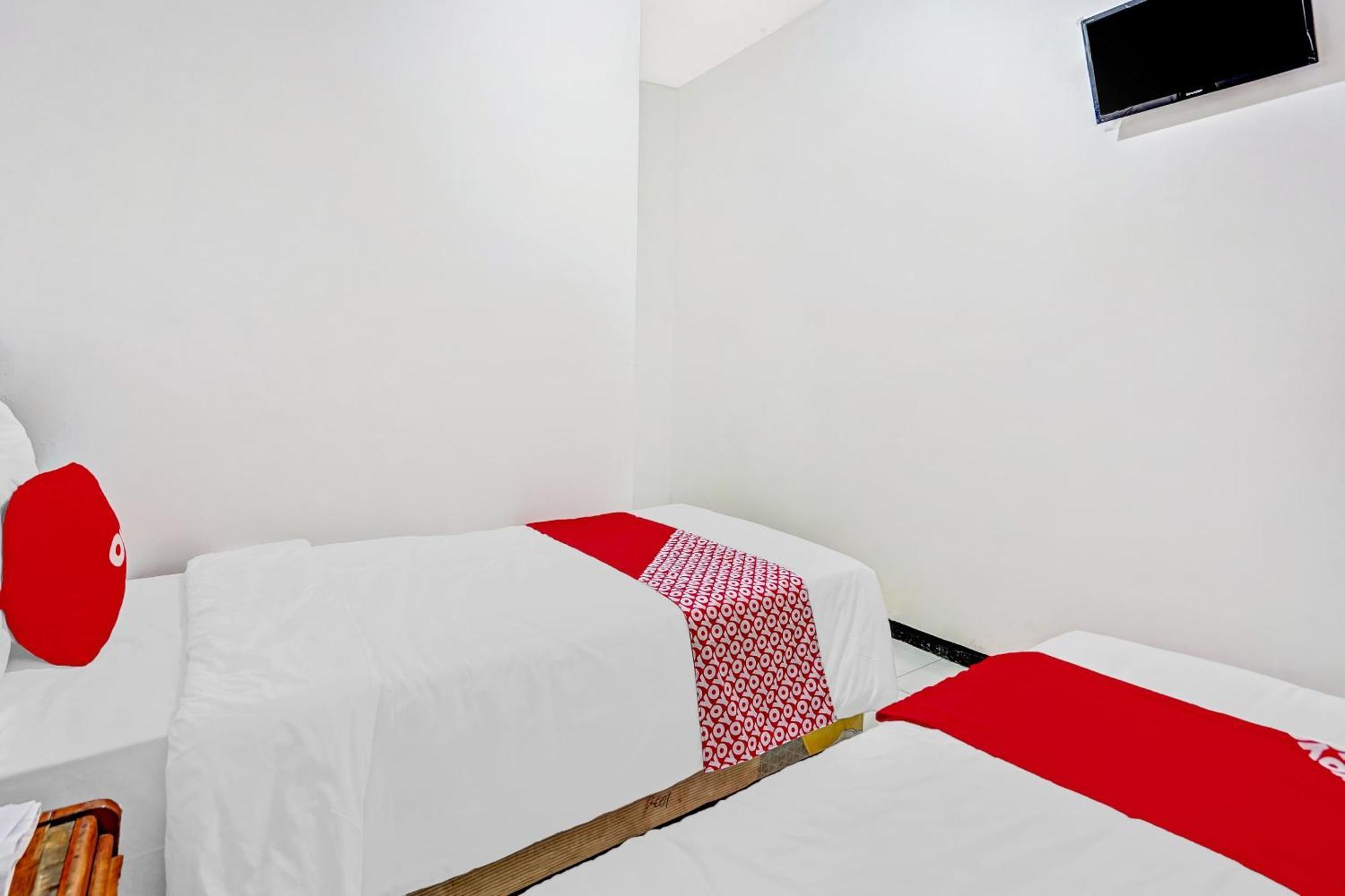 Hotel Kalimantan สุราบายา ภายนอก รูปภาพ